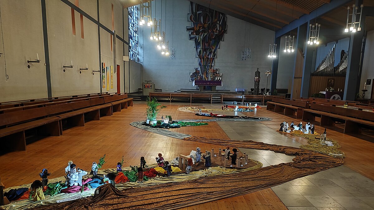 OFFENE KIRCHE: Wandel im Kirchenraum